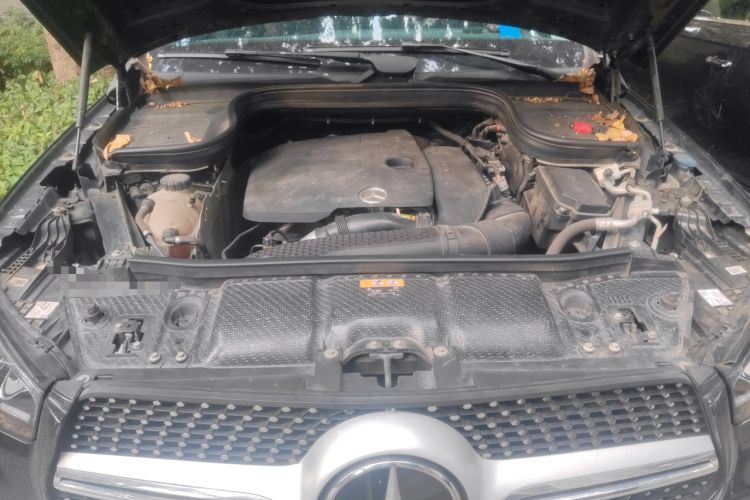 Used Mercedes-Benz GLE 2020 GLE 350 4MATIC Fashion Model Engine Bay