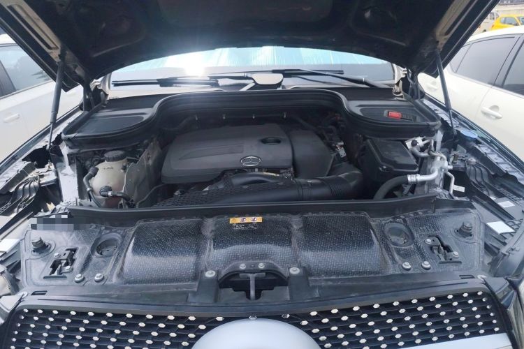 Used Mercedes-Benz GLE 2020 Restyled GLE 350 4MATIC Fashion Edition Engine Bay