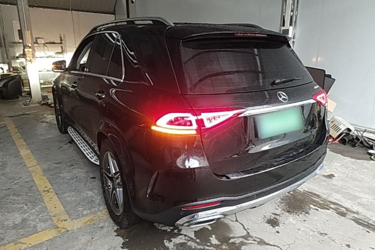 Used Mercedes-Benz GLE 2020 Restyled GLE 450 4MATIC Dynamic Edition Exterior 2