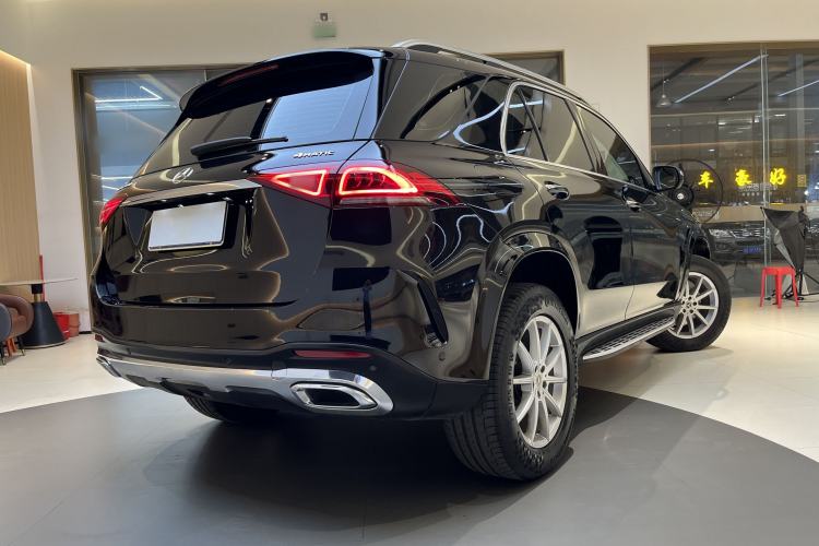 Used Mercedes-Benz GLE 2020 Restyled GLE 350 4MATIC Fashion Edition Exterior 2
