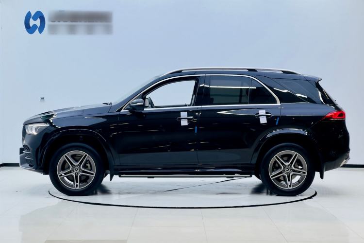 Used Mercedes-Benz GLE 2020 Facelifted GLE 350 4MATIC Luxury Edition Exterior 2
