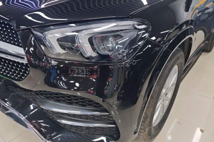 Used Mercedes-Benz GLE 2020 GLE 350 4MATIC Luxury Model Exterior 2