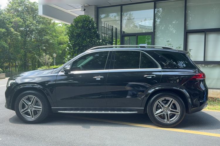 Used Mercedes-Benz GLE 2020 Restyled GLE 450 4MATIC Dynamic Edition Exterior 3