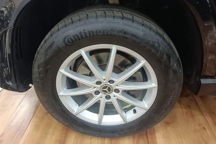 Used Mercedes-Benz GLE 2020 Restyled GLE 350 4MATIC Fashion Edition Exterior 4