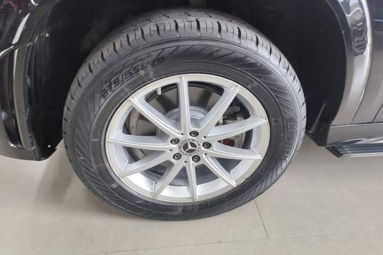 Used Mercedes-Benz GLE 2020 Restyled GLE 350 4MATIC Fashion Edition Exterior 4