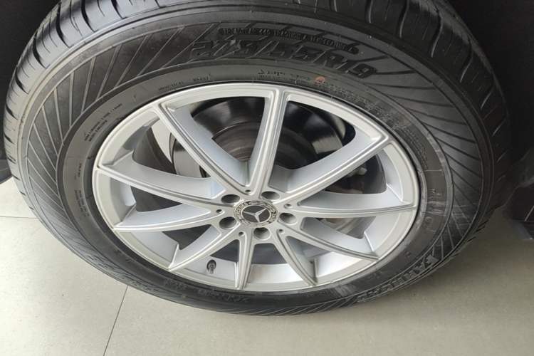 Used Mercedes-Benz GLE 2020 Restyled GLE 350 4MATIC Fashion Edition Exterior 5