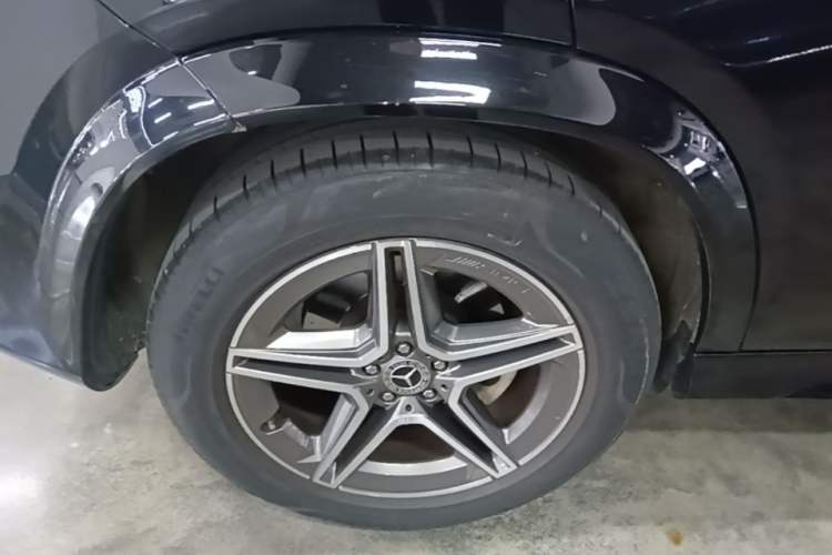 Used Mercedes-Benz GLE 2020 Restyled GLE 450 4MATIC Dynamic Edition Exterior 5