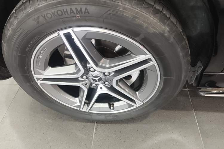 Used Mercedes-Benz GLE 2020 Restyled GLE 450 4MATIC Dynamic Edition Exterior 5