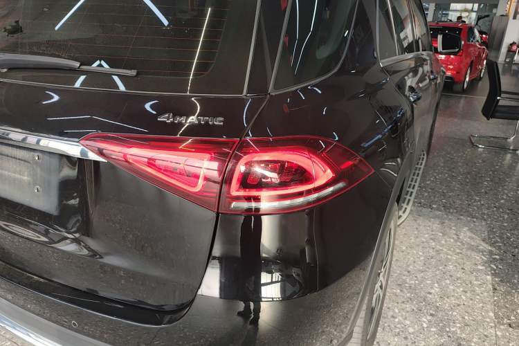 Used Mercedes-Benz GLE 2020 GLE 350 4MATIC Dynamic Edition Exterior 6