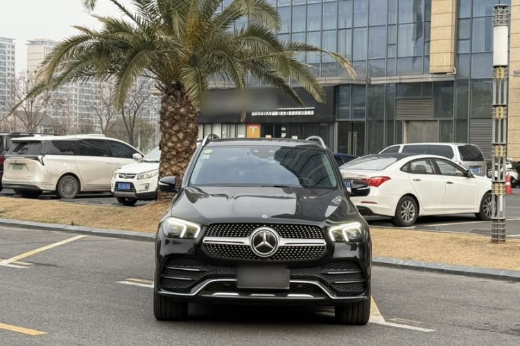 Used Mercedes-Benz GLE 2020 Restyled GLE 450 4MATIC Luxury Edition Exterior 6