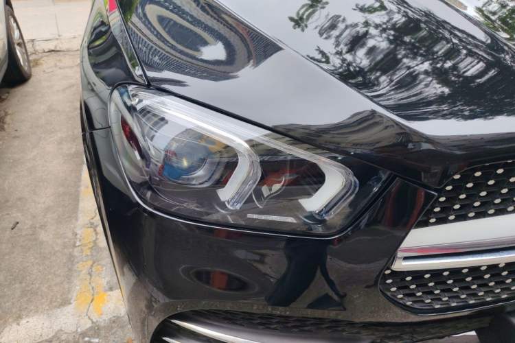 Used Mercedes-Benz GLE 2020 Restyled GLE 350 4MATIC Fashion Edition Exterior 6