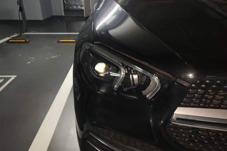 Used Mercedes-Benz GLE 2020 Restyled GLE 350 4MATIC Fashion Edition Exterior 6