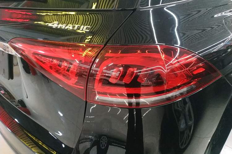 Used Mercedes-Benz GLE 2020 Restyled GLE 350 4MATIC Fashion Edition Exterior 6