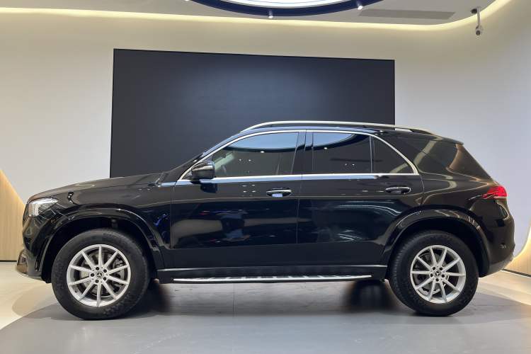Used Mercedes-Benz GLE 2020 Restyled GLE 350 4MATIC Fashion Edition Exterior 7