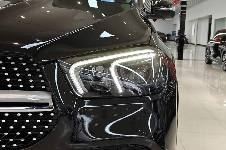 Used Mercedes-Benz GLE 2020 GLE 350 4MATIC Fashion Model Exterior 7