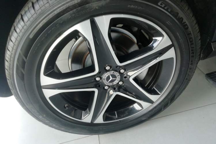 Used Mercedes-Benz GLE 2020 Restyled GLE 350 4MATIC Dynamic Edition Exterior 8
