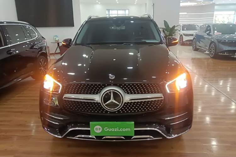 Used Mercedes-Benz GLE 2020 Restyled GLE 350 4MATIC Fashion Edition Front