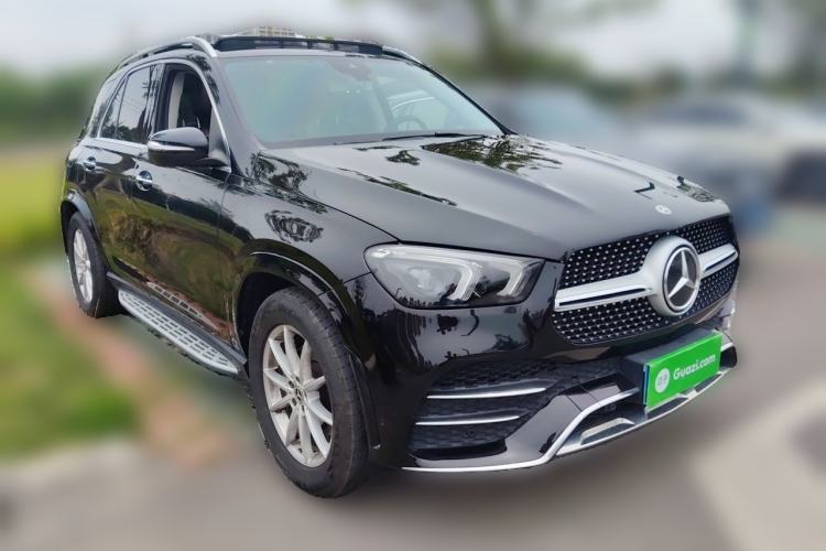 Used Mercedes-Benz GLE 2020 Restyled GLE 350 4MATIC Fashion Edition Front Right 45 Deg