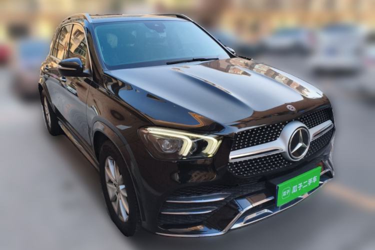 Used Mercedes-Benz GLE 2020 Restyled GLE 350 4MATIC Fashion Edition Front Right 45 Deg