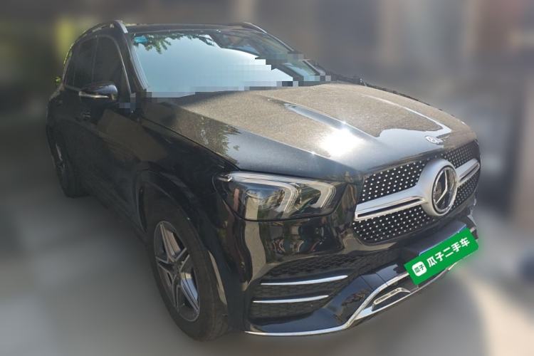 Used Mercedes-Benz GLE 2020 GLE 350 4MATIC Luxury Model Front Right 45 Deg