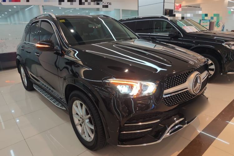 Used Mercedes-Benz GLE 2020 Restyled GLE 350 4MATIC Fashion Edition Special Version Front Right 45 Deg