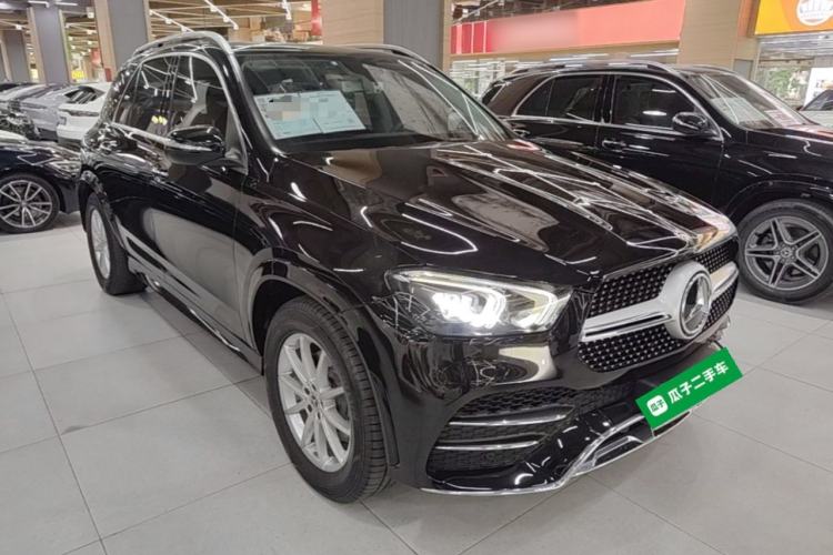 Used Mercedes-Benz GLE 2020 GLE 350 4MATIC Fashion Model Front Right 45 Deg
