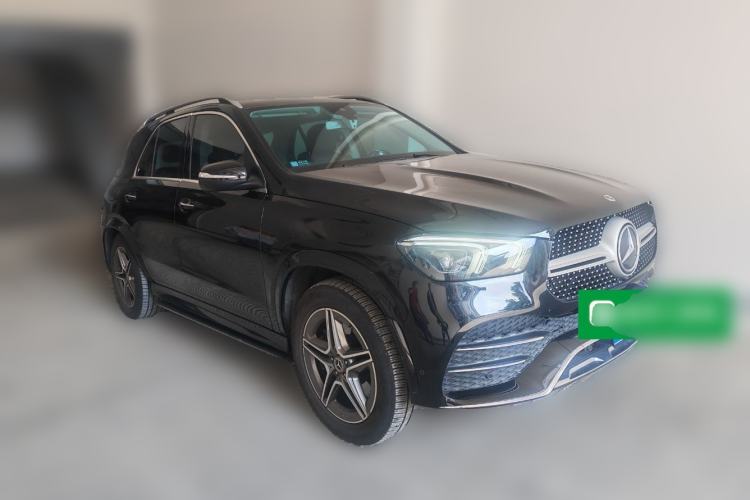 Used Mercedes-Benz GLE 2020 GLE 450 4MATIC Stylish Model Front Right 45 Deg