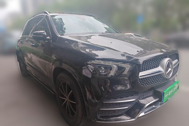 Used Mercedes-Benz GLE 2020 Restyled GLE 350 4MATIC Fashion Edition Front Right 45 Deg