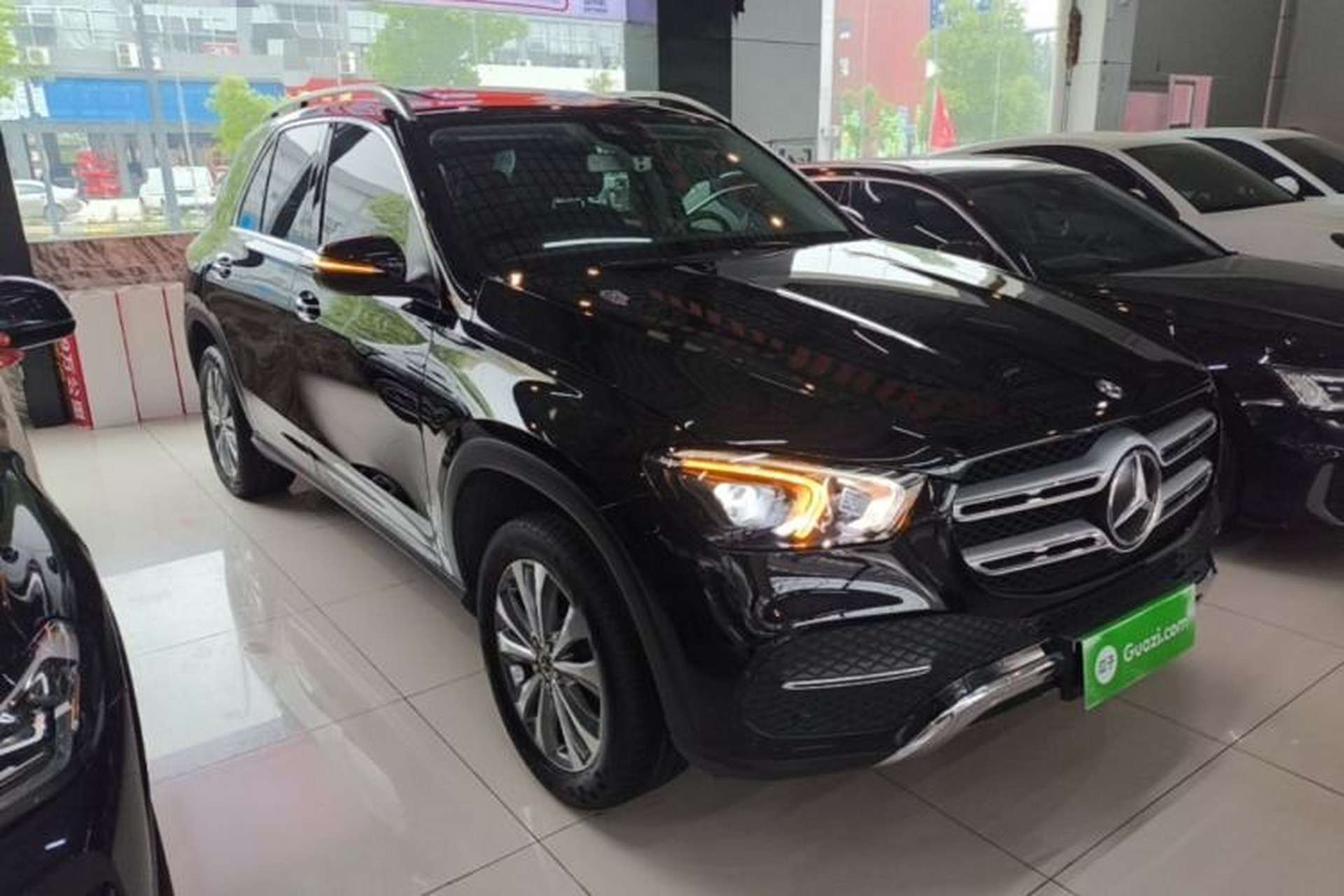 Used Mercedes-Benz GLE 2020 GLE 350 4MATIC Dynamic Edition Special Version Front Right 45 Deg