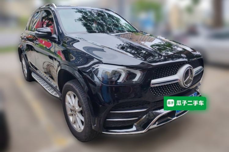 Used Mercedes-Benz GLE 2020 Restyled GLE 350 4MATIC Fashion Edition Front Right 45 Deg