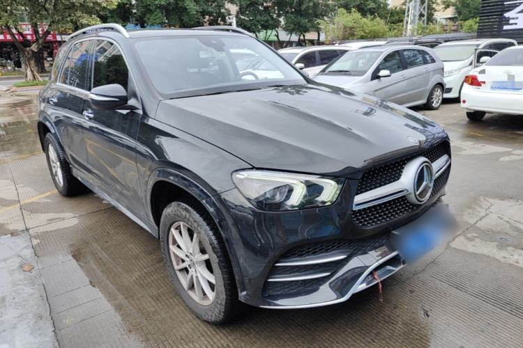 Used Mercedes-Benz GLE 2020 Restyled GLE 350 4MATIC Fashion Edition Front Right 45 Deg