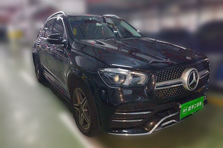 Used Mercedes-Benz GLE 2020 Facelifted GLE 350 4MATIC Luxury Edition Front Right 45 Deg