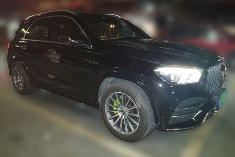 Used Mercedes-Benz GLE 2020 GLE 350 4MATIC Luxury Model Front Right 45 Deg