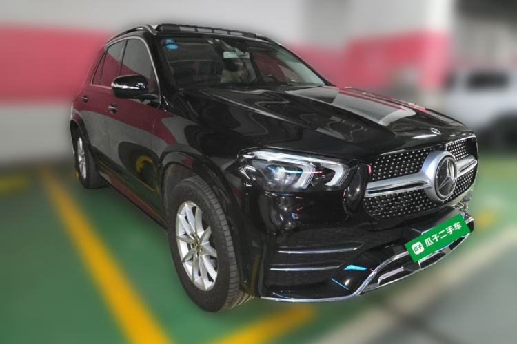 Used Mercedes-Benz GLE 2020 Restyled GLE 350 4MATIC Fashion Edition Front Right 45 Deg