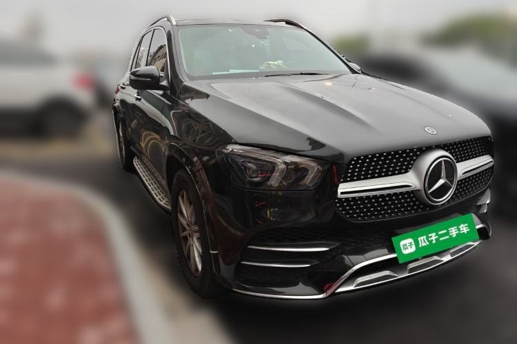 Used Mercedes-Benz GLE 2020 Restyled GLE 350 4MATIC Fashion Edition Front Right 45 Deg