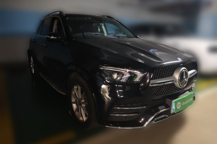Used Mercedes-Benz GLE 2020 Restyled GLE 350 4MATIC Fashion Edition Front Right 45 Deg