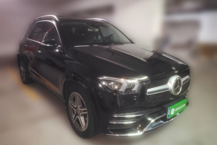 Used Mercedes-Benz GLE 2020 GLE 450 4MATIC Stylish Model Front Right 45 Deg