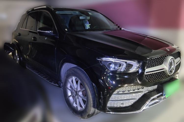 Used Mercedes-Benz GLE 2020 Restyled GLE 350 4MATIC Fashion Edition Front Right 45 Deg