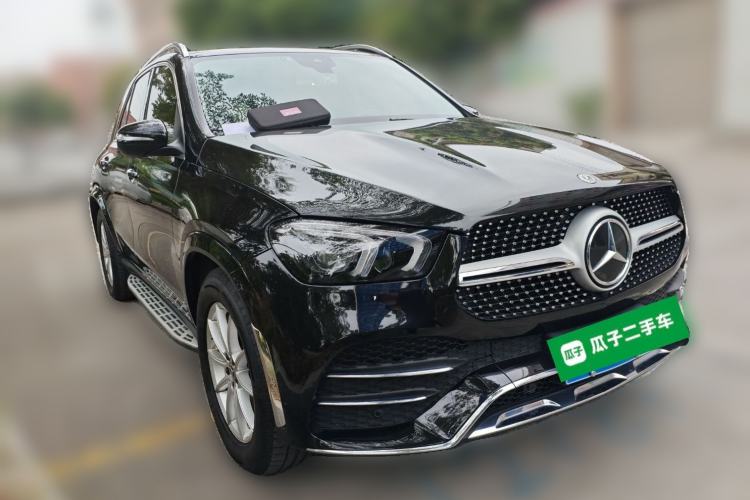 Used Mercedes-Benz GLE 2020 Restyled GLE 350 4MATIC Fashion Edition Front Right 45 Deg