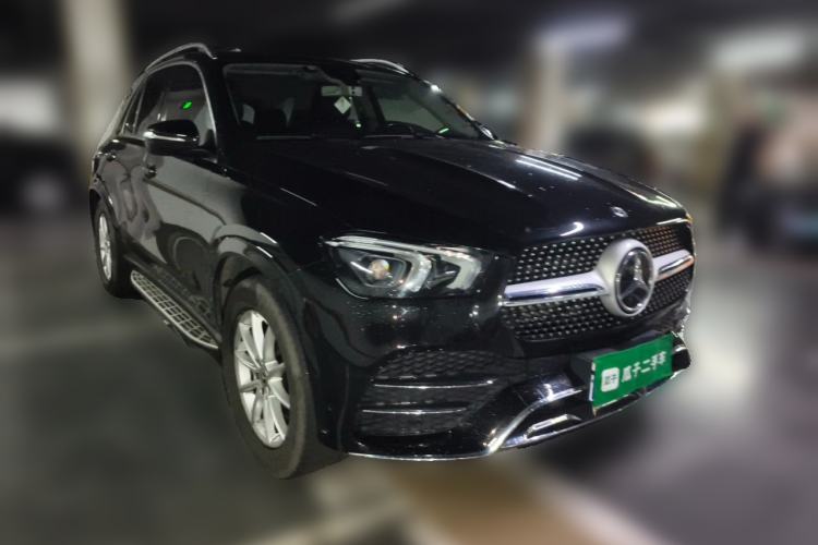 Used Mercedes-Benz GLE 2020 GLE 350 4MATIC Fashion Model Front Right 45 Deg