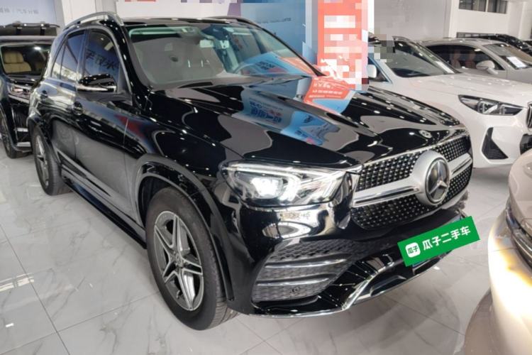 Used Mercedes-Benz GLE 2020 Facelifted GLE 350 4MATIC Luxury Edition Front Right 45 Deg