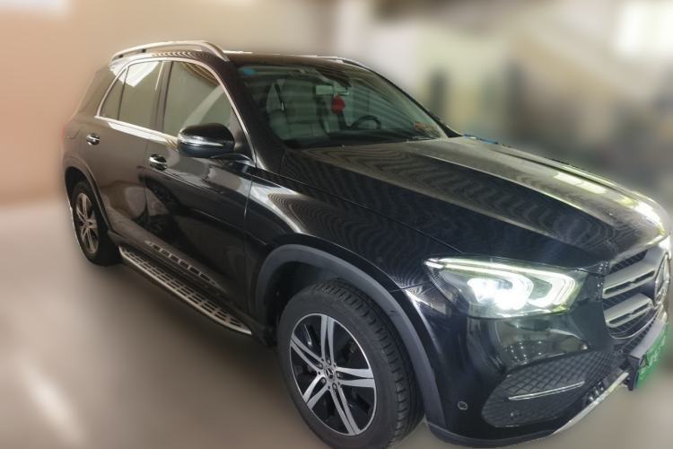 Used Mercedes-Benz GLE 2020 GLE 350 4MATIC Fashion Model Front Right 45 Deg