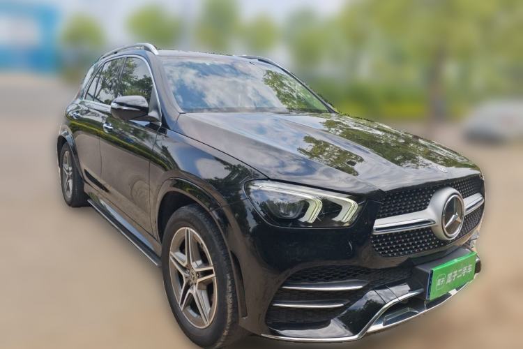 Used Mercedes-Benz GLE 2020 Restyled GLE 450 4MATIC Dynamic Edition Front Right 45 Deg