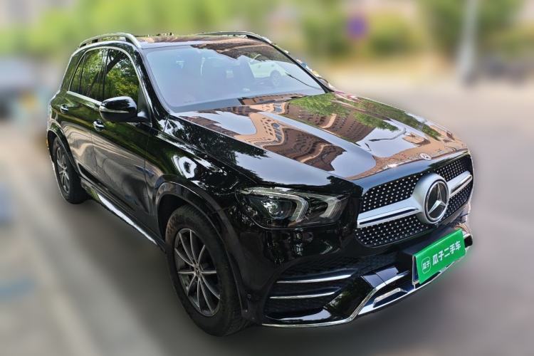 Used Mercedes-Benz GLE 2020 Restyled GLE 350 4MATIC Fashion Edition Front Right 45 Deg