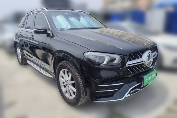 Used Mercedes-Benz GLE 2020 Restyled GLE 350 4MATIC Fashion Edition Front Right 45 Deg