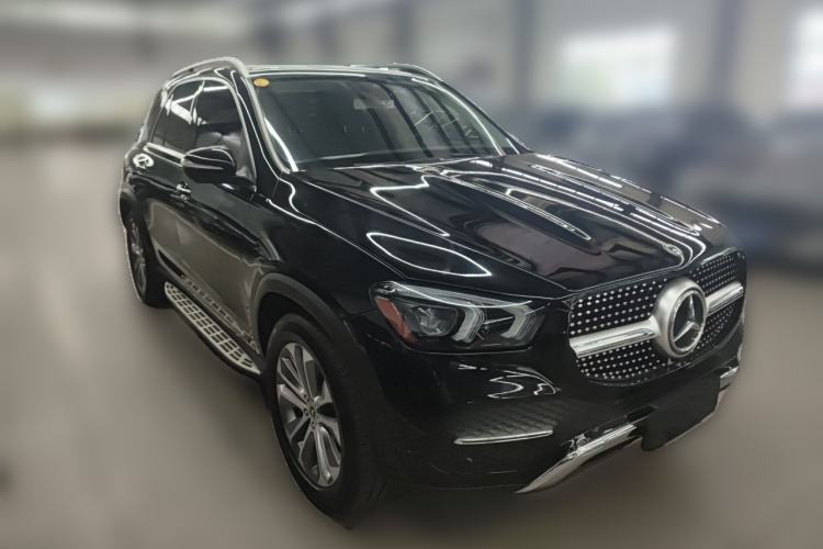 Used Mercedes-Benz GLE 2020 Facelifted GLE 450 4MATIC Stylish Edition Front Right 45 Deg