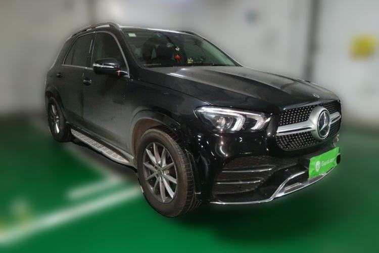 Used Mercedes-Benz GLE 2020 GLE 350 4MATIC Fashion Model Front Right 45 Deg