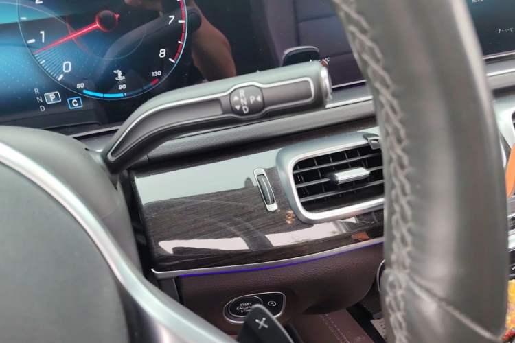 Used Mercedes-Benz GLE 2020 Restyled GLE 350 4MATIC Fashion Edition Gear Lever