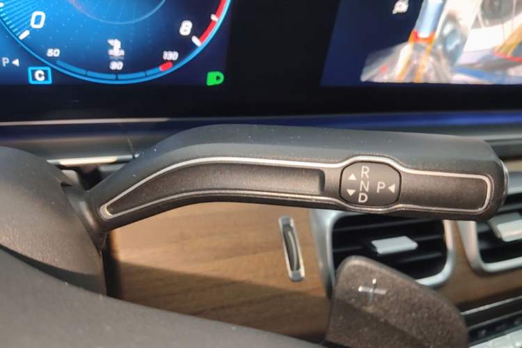 Used Mercedes-Benz GLE 2020 GLE 350 4MATIC Luxury Model Gear Lever