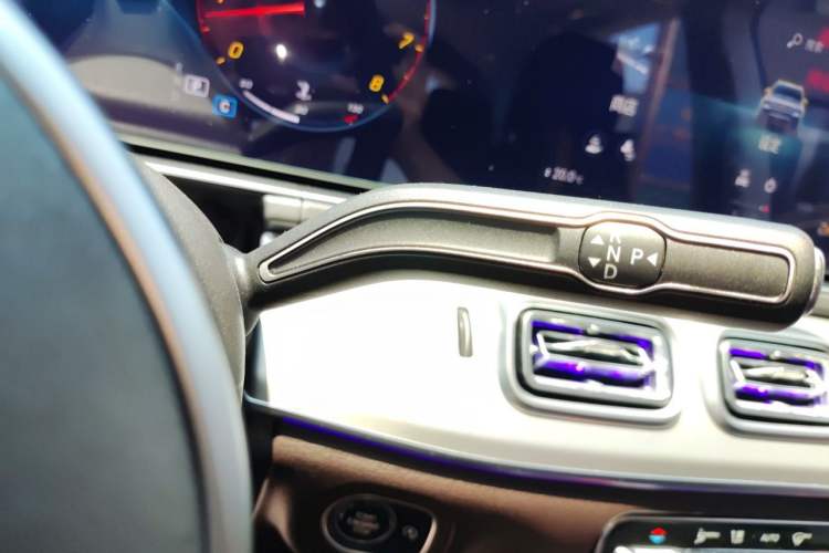 Used Mercedes-Benz GLE 2020 GLE 350 4MATIC Dynamic Edition Gear Lever